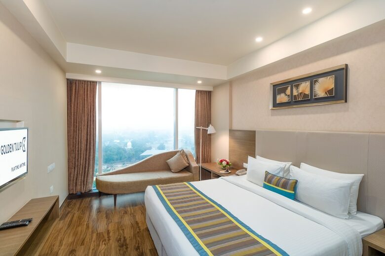 Hotel Golden Tulip Suites Gurgaon