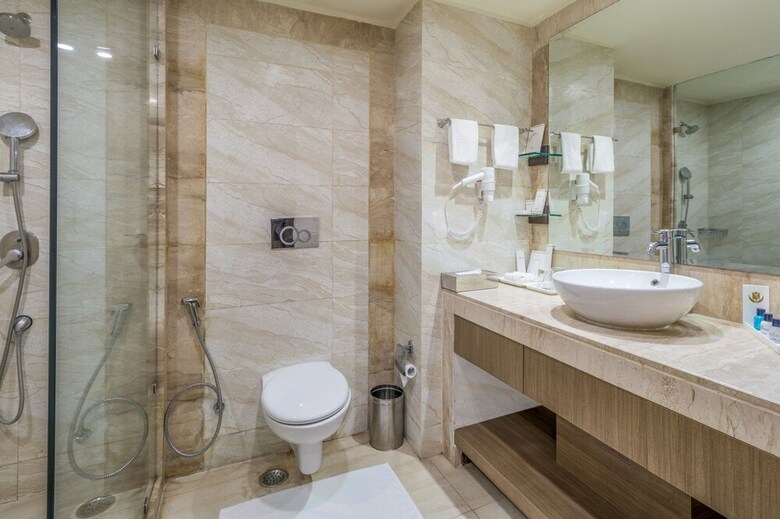 Hotel Golden Tulip Suites Gurgaon