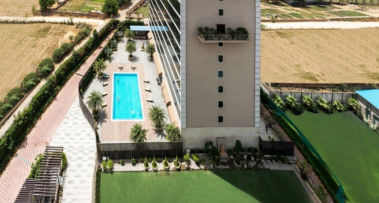 Hotel Golden Tulip Suites Gurgaon