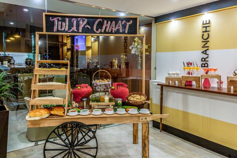 Hotel Golden Tulip Suites Gurgaon