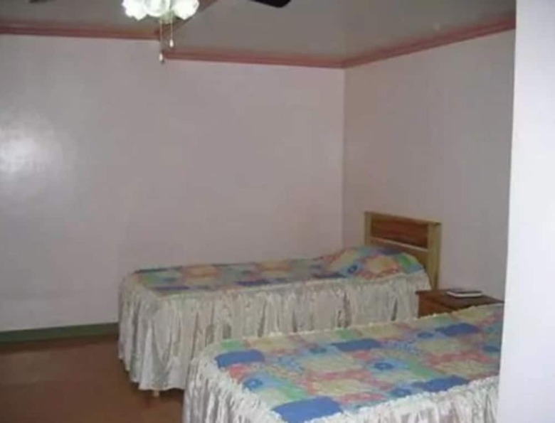 Ibay Zion Hotel