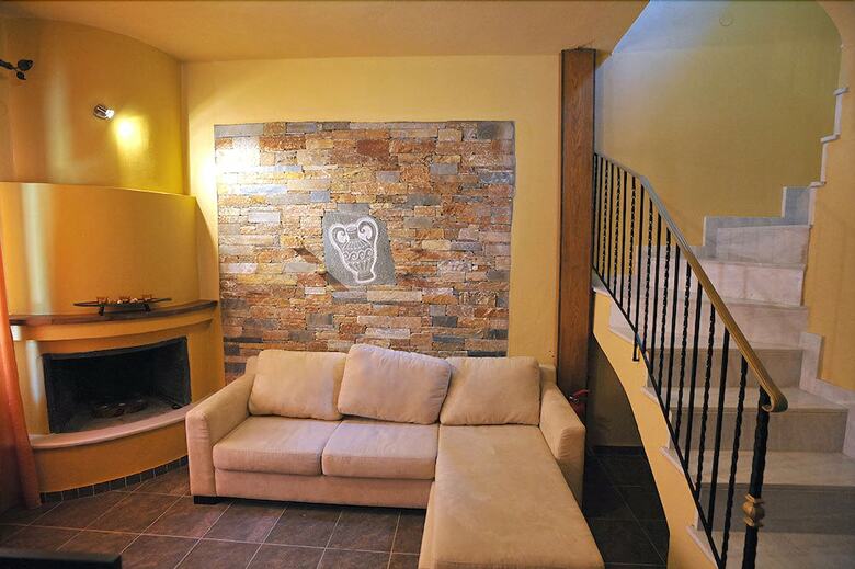 Apartamentos Symmetron Suites