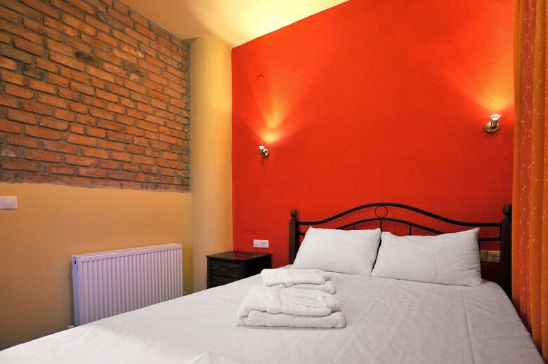 Apartamentos Symmetron Suites