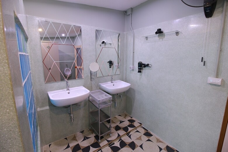 Hostal 168 Hostel