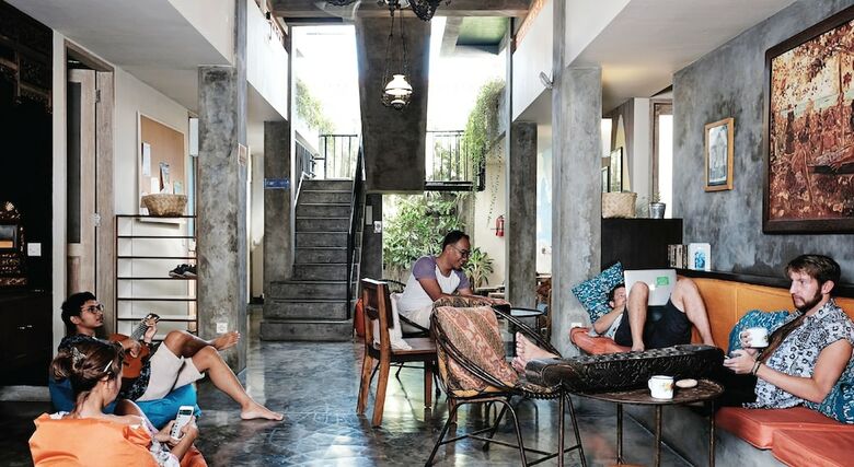 Hostal Bread & Jam Hostel