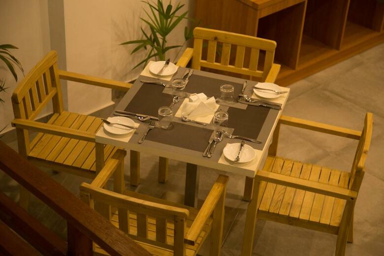 Hotel Kuredhi Beach Inn