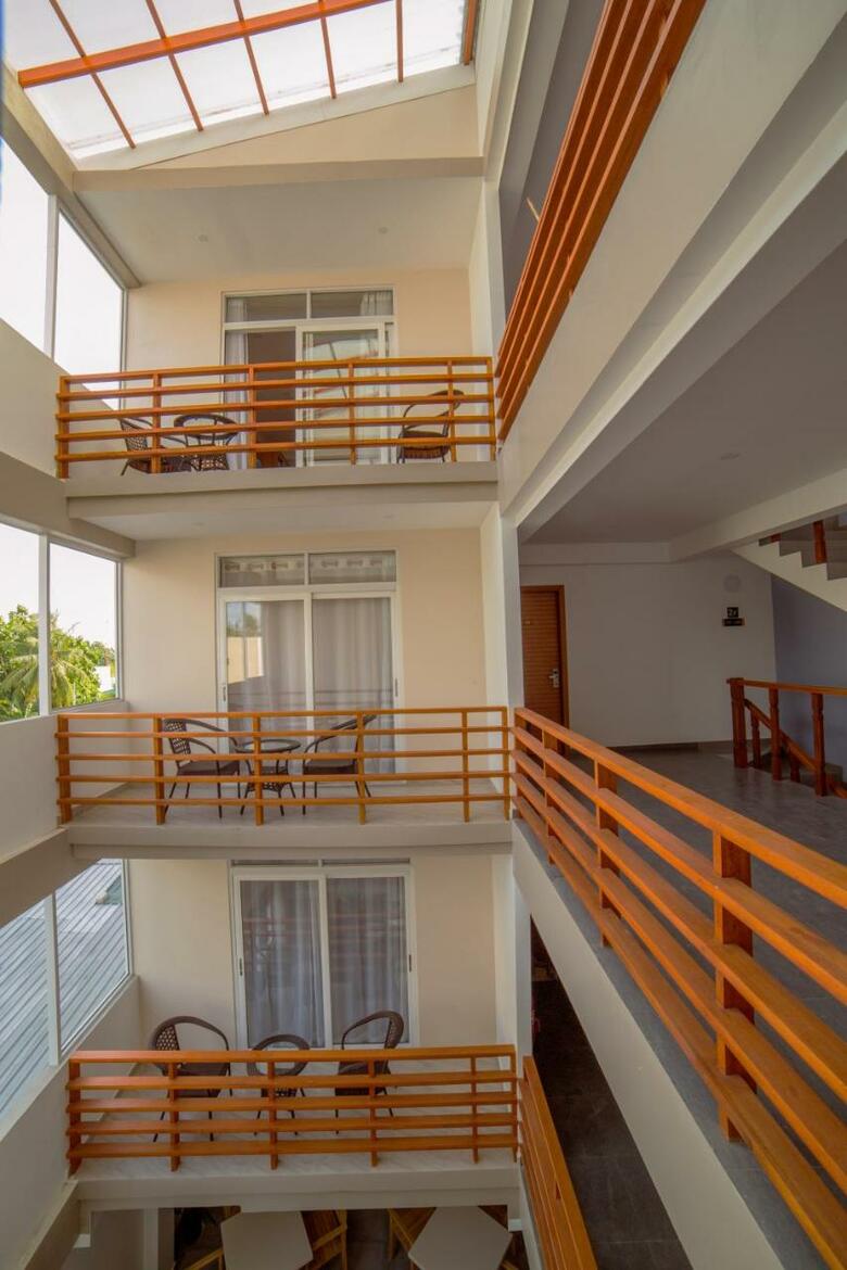 Hotel Kuredhi Beach Inn