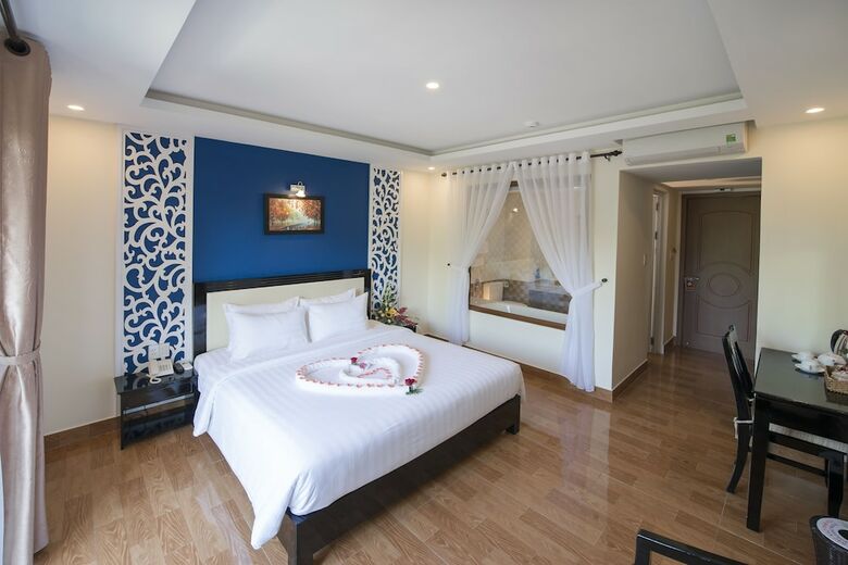 Hoi An Rose Garden Hotel