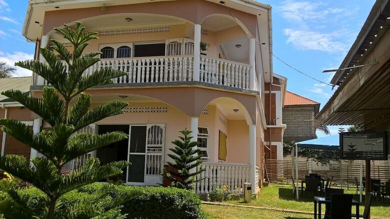 Hotel La F�ve Bed & Breakfast