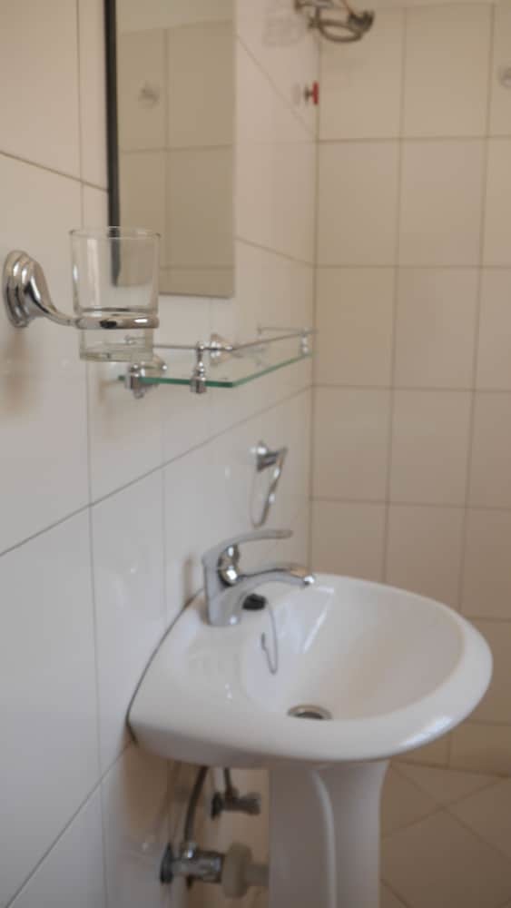Hotel La F�ve Bed & Breakfast