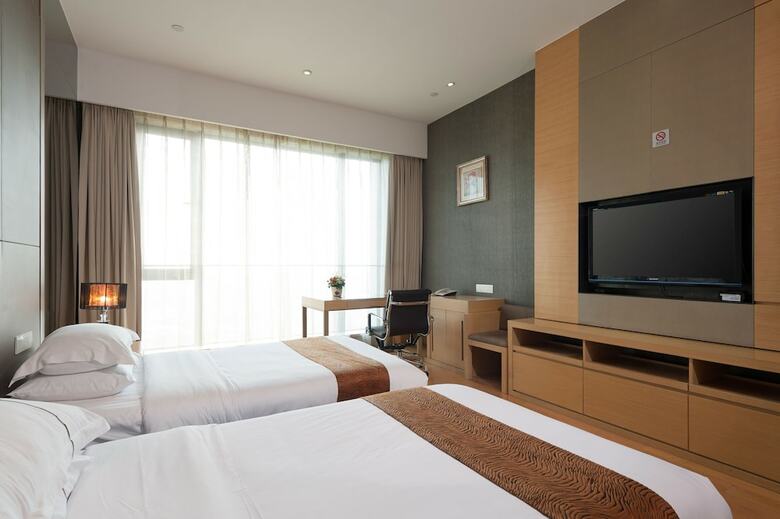 Yicheng Apartment Pazhou Poly World Center