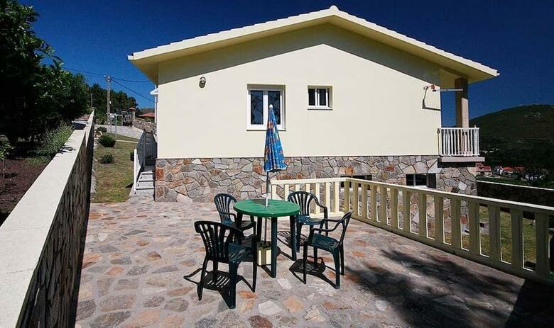Apartment In Lari�o A Coruna 102066 By Mo Rentals