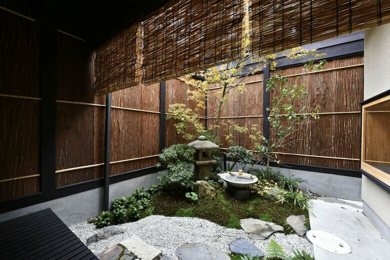 Kuraya Kamigojo-cho