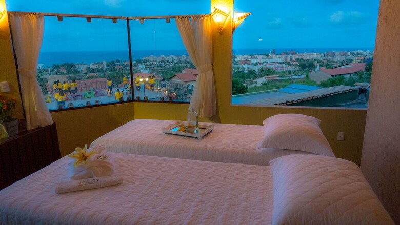 Hotel Santu�rio Das �guias