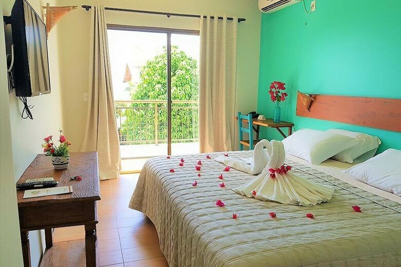 Hotel Santu�rio Das �guias