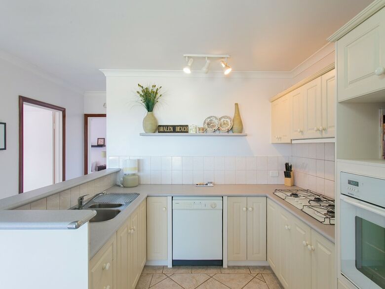 Beach Rd Villas By Rockingham Apartments