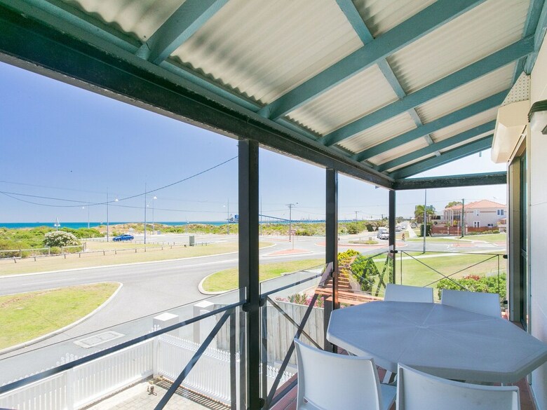 Beach Rd Villas By Rockingham Apartments