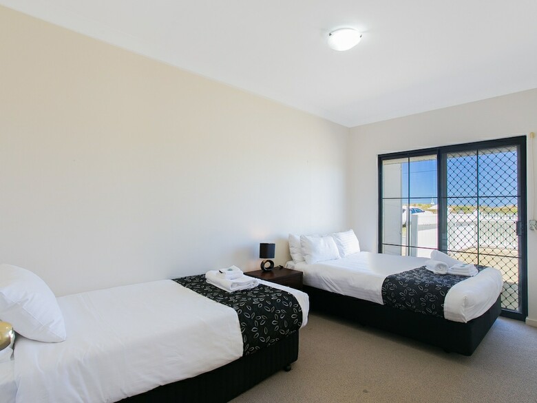 Beach Rd Villas By Rockingham Apartments