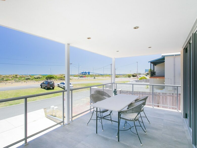Beach Rd Villas By Rockingham Apartments