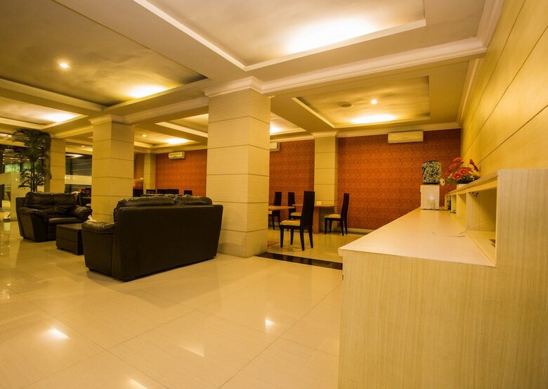 Hotel Raja Residence