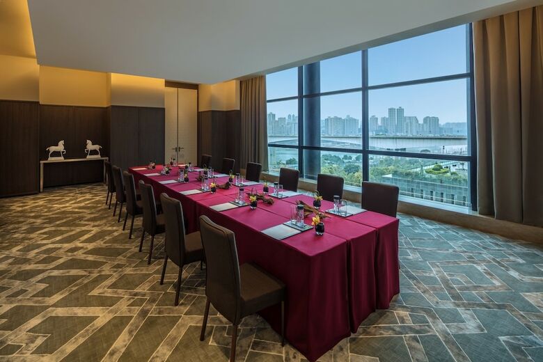 Hotel Regent Chongqing