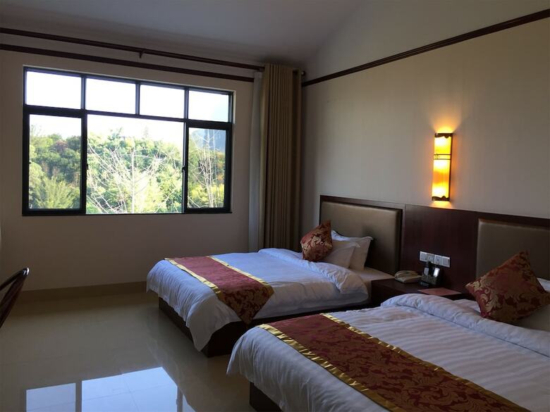 Hotel Yangshuo Mountain Top Retreat