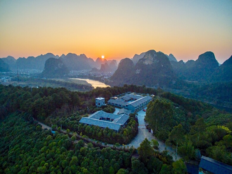 Hotel Yangshuo Mountain Top Retreat
