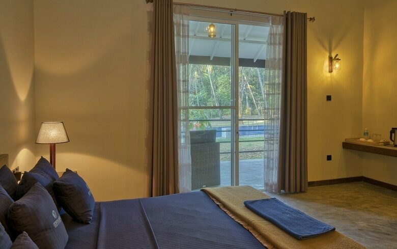 Hotel Athena Lake Boutique