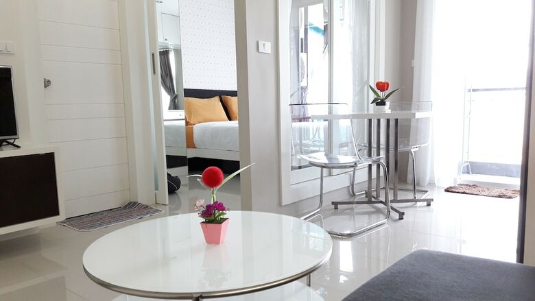Apartamentos The Scene Condo By The Rich