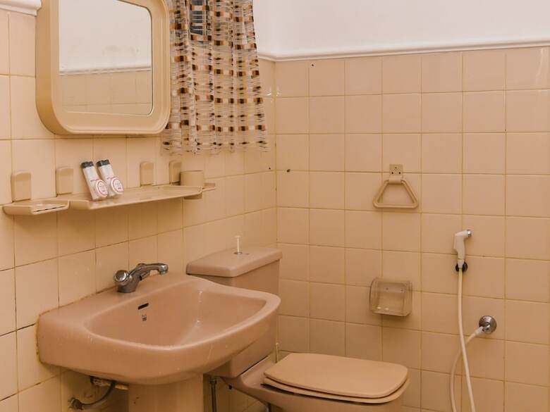 Hotel Oyo 335 King Leisure Residence