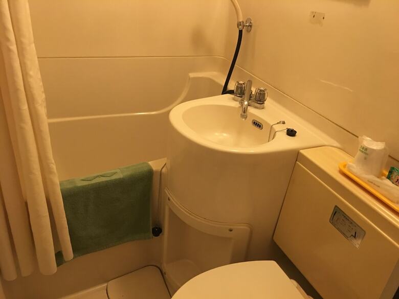 Yuki Hotel
