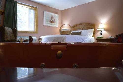 Motel Colonial Fireside Inn