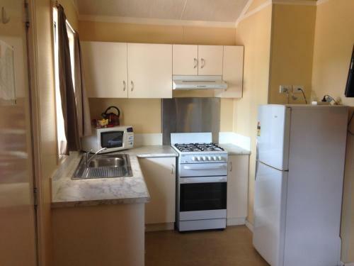 Pinjarra Caravan Park And Cabins