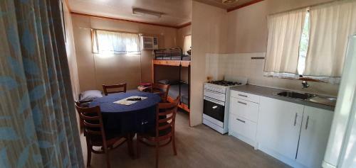 Pinjarra Caravan Park And Cabins