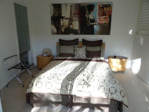 Eumundi Yacht Club B&B