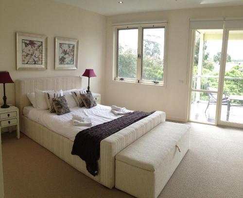 Hotel Broadbeach Inverloch Resort