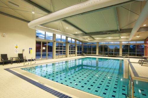 Hotel Broadbeach Inverloch Resort
