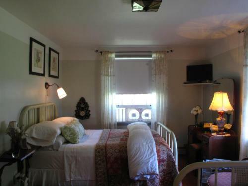 Omstead's On Erie B&B