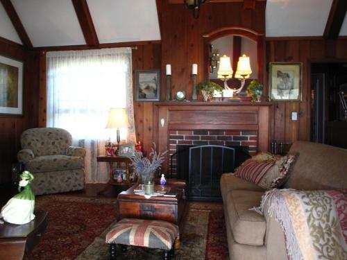 Omstead's On Erie B&B