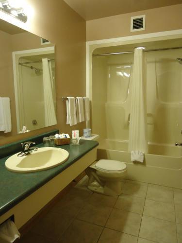 Motel Canway Inn & Suites