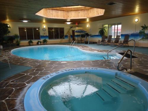 Motel Canway Inn & Suites