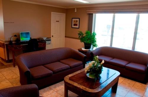 Motel Canway Inn & Suites