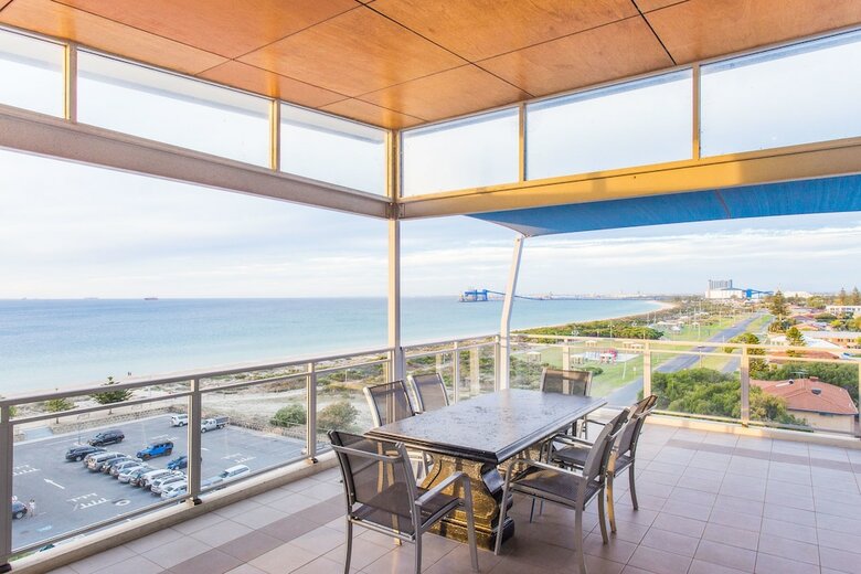 Spinnakers By Rockingham Apartments