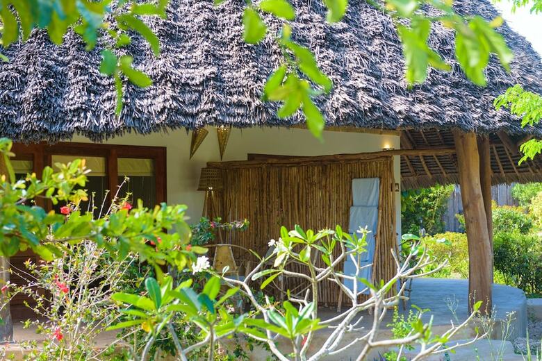 Hotel Marafiki Bungalows