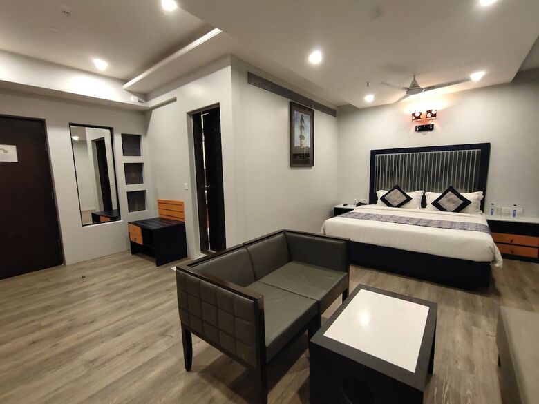 Hotel Regenta Inn