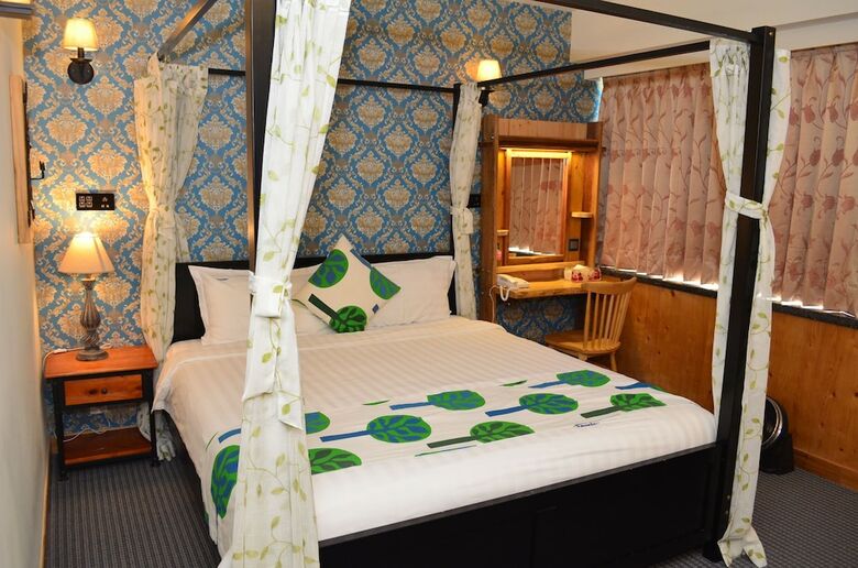 Hotel Amando Inn