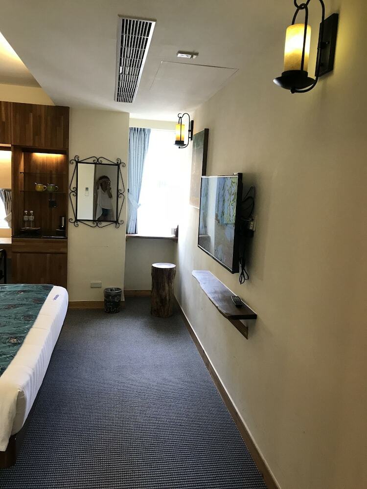 Hotel Amando Inn