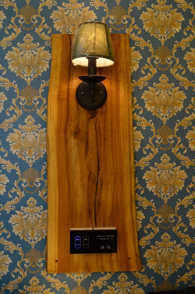 Hotel Amando Inn