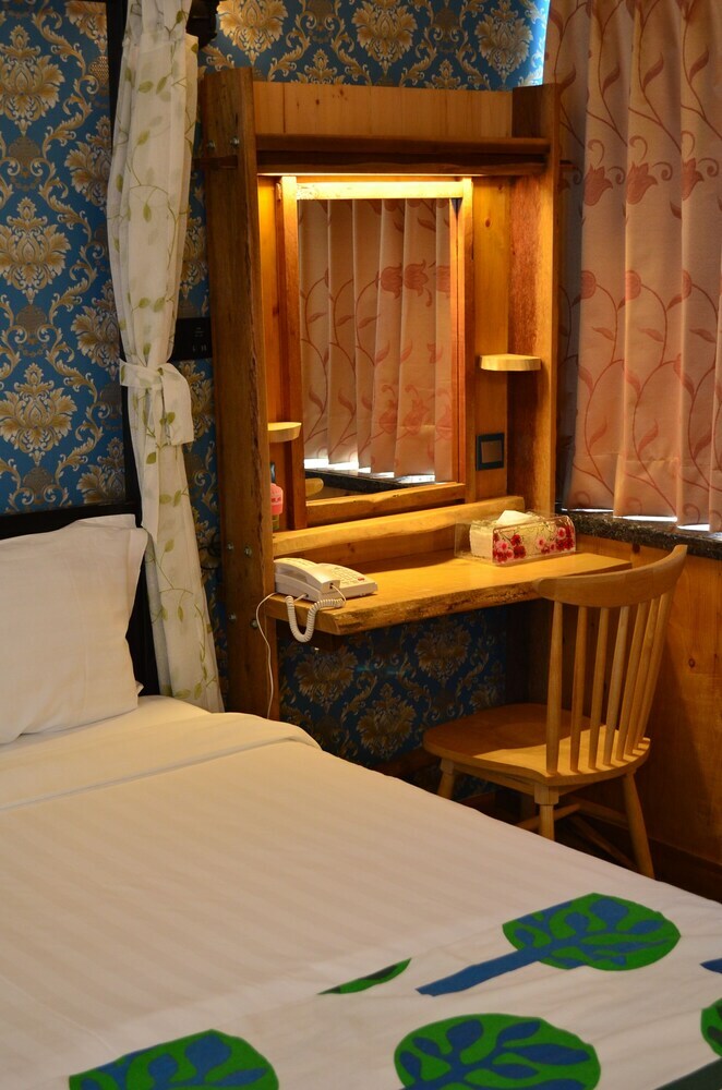 Hotel Amando Inn