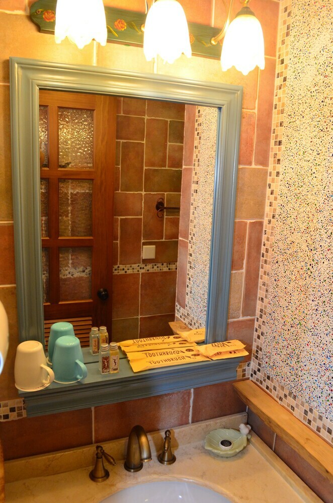 Hotel Amando Inn
